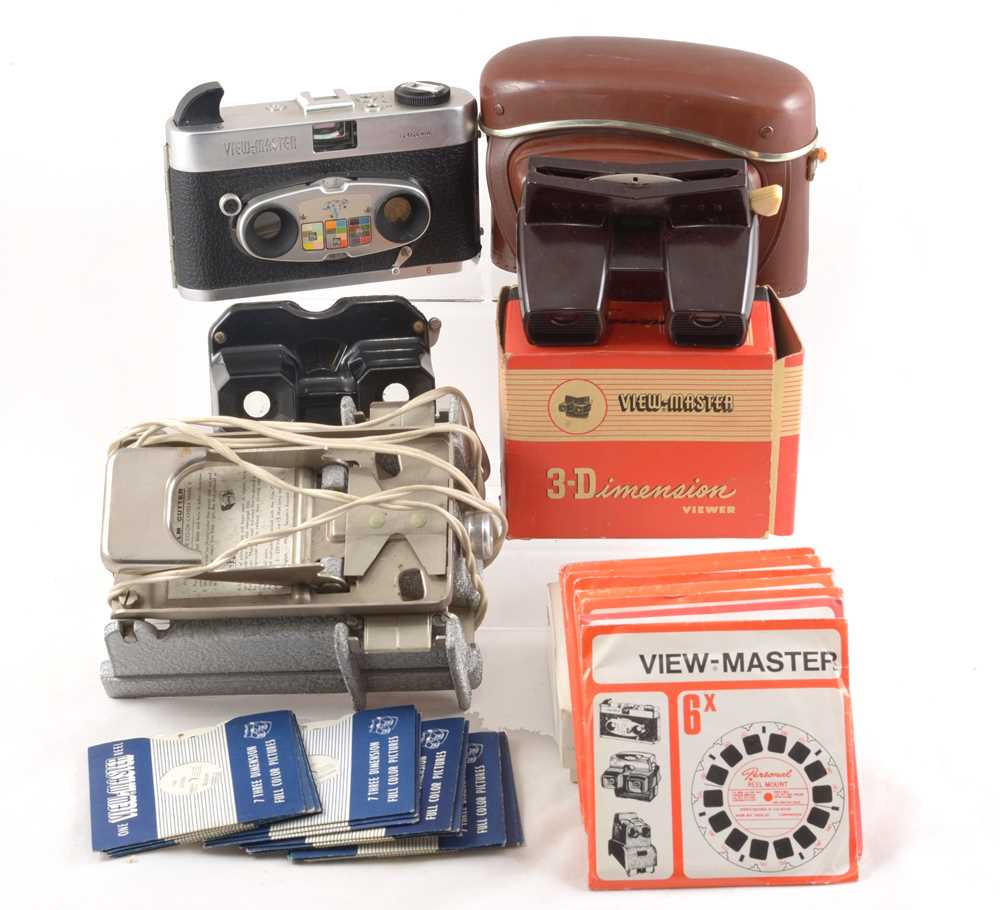 Lot 499 - View-Master Outfit for Producing Your Own 3D