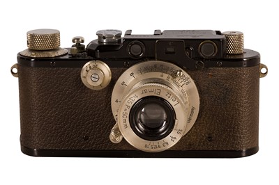 Lot 386 - A Leica III Mod F Rangefinder Camera