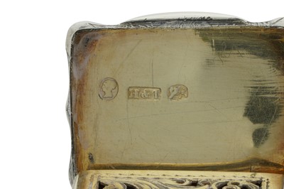 Lot 8 - A Victorian sterling silver vinaigrette, Birmingham 1852 by Taylor and Perry
