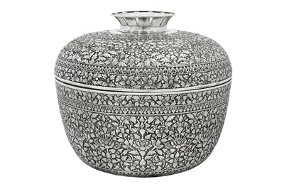 Lot 136 - A fine and extremely rare early 20th century Cambodian silver water blessing bowl, circa 1920