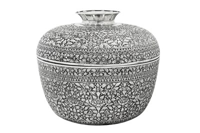 Lot 136 - A fine and extremely rare early 20th century Cambodian silver water blessing bowl, circa 1920