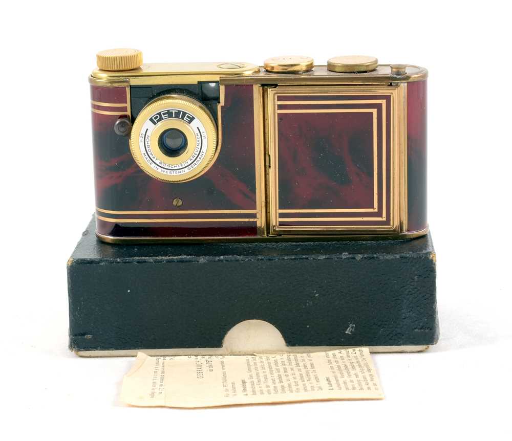 Lot 230 - Kunik Petie Camera Vanity Set