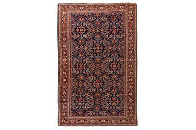 Lot 318 - AN ANTIQUE MAHAL RUG, WEST PERSIA