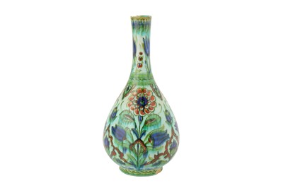 Lot 305 - AN IZNIK-STYLE CANTAGALLI POTTERY VASE