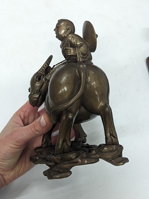 Lot 870 - A CHINESE FUZHOU (FOOCHOW) LACQUER FIGURE AND A VIETNAMESE FIGURE