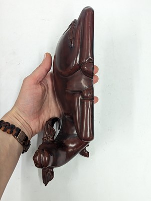 Lot 870 - A CHINESE FUZHOU (FOOCHOW) LACQUER FIGURE AND A VIETNAMESE FIGURE