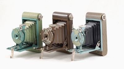 Lot 5 - Kodak "Lightning Bolt" & "Diamond" Petite Cameras.