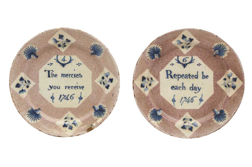 Lot 210 - A PAIR OF 18TH CENTURY ENGLISH DELFT PLATES