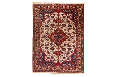 Lot 303 - A FINE ISFAHAN RUG, CENTRAL PERSIA