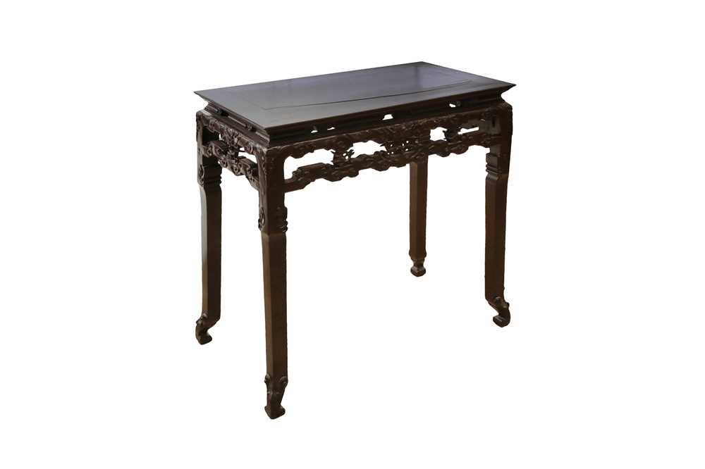 Lot 348 - A CHINESE HARDWOOD TABLE