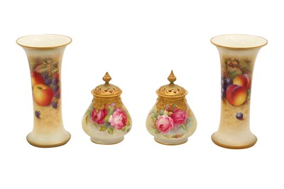 Lot 204 - A PAIR OF ROYAL WORCESTER VASES