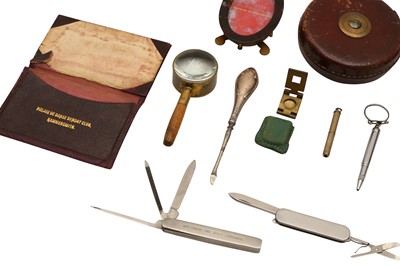Lot 183 - A COLLECTION OF MISCELLANEOUS ITEMS
