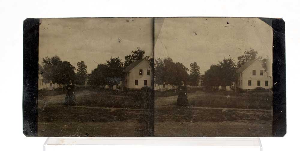 Lot 502 - A Rare Stereo Tin-Type of a Cottage Scene.
