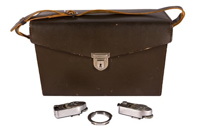 Lot 354 - A Group of Leica Accessories