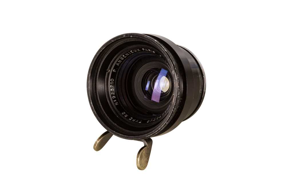 Lot 191 - A P.Angenieux Retrofocus Type R1 f/2.5 35mm Lot 191 - A P.Angenieux Retrofocus Type R1 f/2.5 35mm