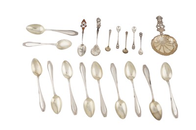 Lot 87 - A mixed group of 800 standard silver spoons