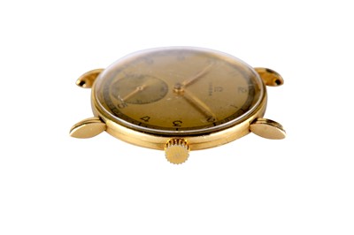 Lot 41 - A GENTS VINTAGE 14K GOLD OMEGA DRESS WATCH