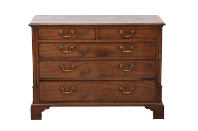 Lot 516 - A GEORGE III MAHOGANY CHEST OF DRAWERS