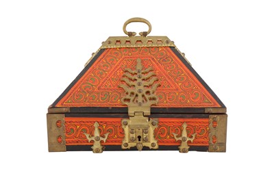 Lot 504 - A PAINTED AND LACQUERED 'MALABAR' DOWRY BOX (NETTOOR PETTI) WITH BRASS MOUNTS