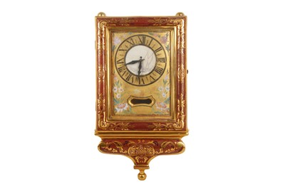 Lot 194 - A CONTEMPORARY RED AND GILT CHINOISSERIE STYLE WALL CLOCK