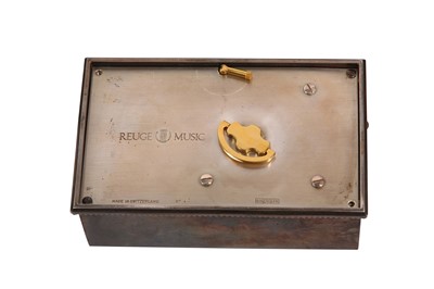 Lot 164 - A SWISS 'REUGE-MUSIC' MECHANICAL MUSICAL BIRD BOX