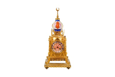 Lot 195 - A LATE 19TH CENTURY FRENCH MANTLE CLOCK