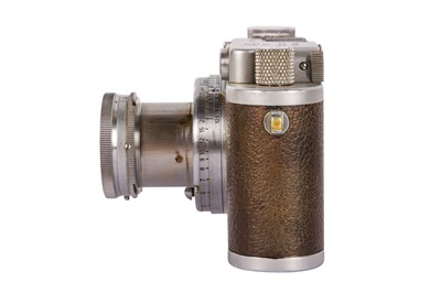 Lot 375 - A Leica IIIa Rangefinder Camera