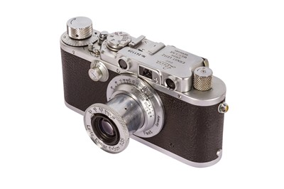 Lot 384 - A Leica III Upgraded to IIIf Black Dial Rangefinder Camera