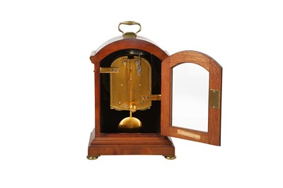 Lot 197 - AN EARLY 19TH CENTURY BRACKET CLOCK