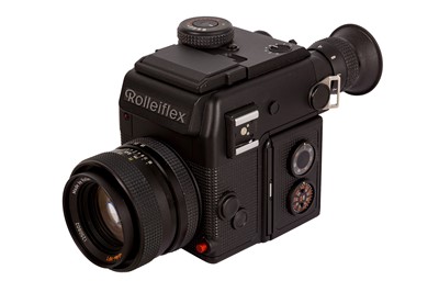 Lot 121 - A Rolleiflex SL2000F 35mm SLR Camera