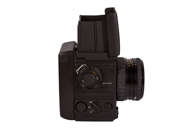 Lot 118 - A Rolleiflex 6002 Medium Format SLR Camera