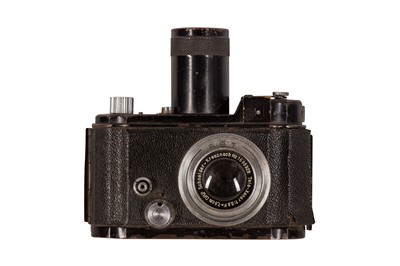 Lot 332 - A Berning Robot II "Luftwaffen Eigentum" Viewfinder Camera