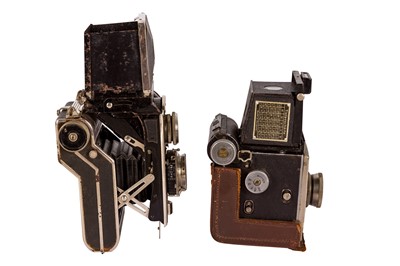Lot 114 - A Pair of TLR Cameras