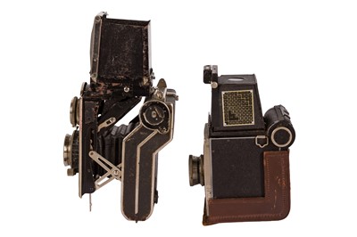 Lot 114 - A Pair of TLR Cameras