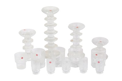 Lot 105 - A GROUP OF IITTALA GLASSES AND CANDLESTICKS