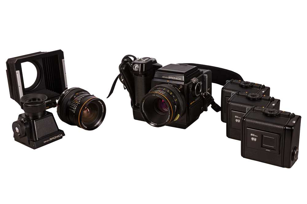 Lot 146 - A Zenza Bronica SQ-Am Medium Format SLR