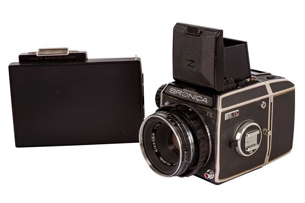 Lot 147 - A Zenza Bronica EC-TL Medium Format SLR Camera