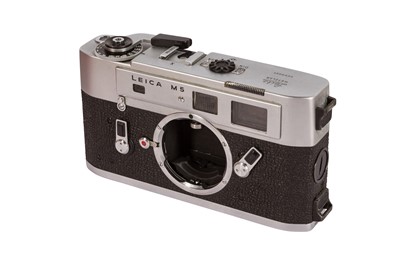 Lot 403 - A Leica M5 Rangefinder Camera Body