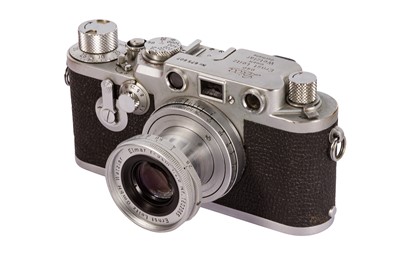 Lot 393 - A Leica IIIf Red Dial Self Timer Rangefinder Camera