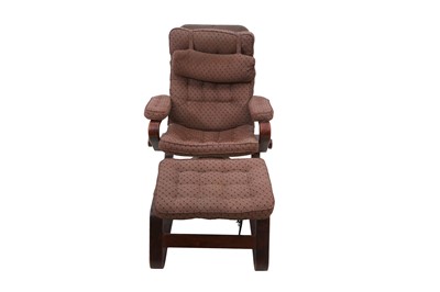 Lot 359 - A NOREGIAN MID-CENTURY RECLINER CHAIR