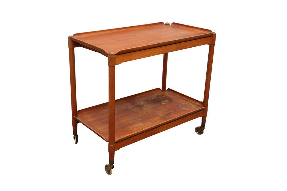 Lot 162 - A MID CENTURY DANISH TEAK COLLAPSIBLE DRINKS TROLLEY