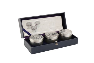 Lot 276 - A cased set of Elizabeth II sterling silver George and Dragon commemorative boxes, London 1998 by Christopher Nigel Lawrence (b. 1936)