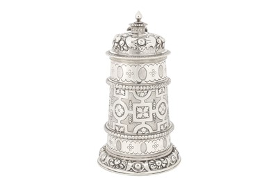 Lot 336 - A George V sterling silver replica tankard, London 1920 by Tessiers