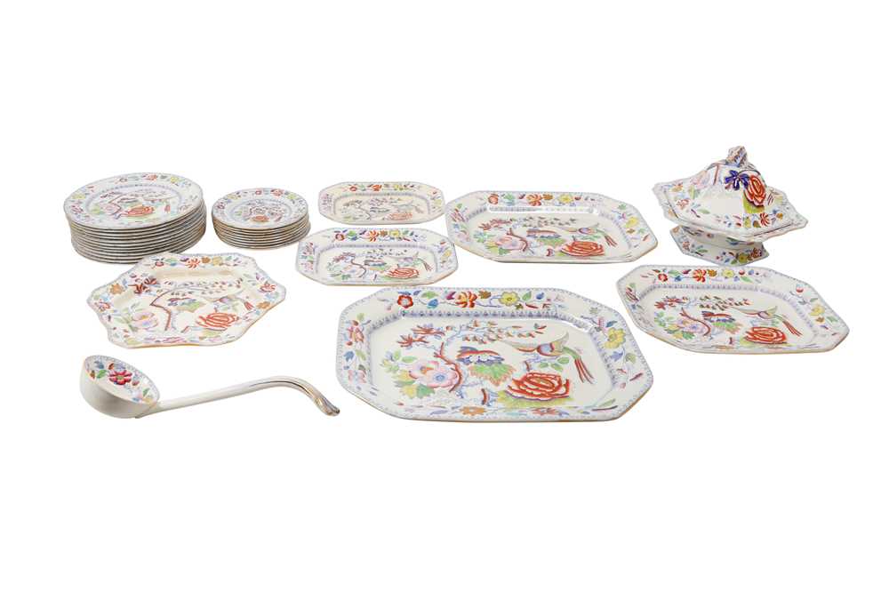 Lot 126 - A MASONS FLYING BIRD PATTERN DINNER SET