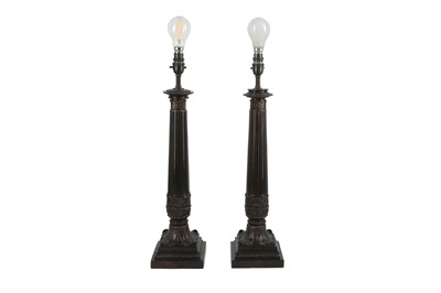 Lot 470 - A PAIR OF CONTEMPORARY BRONZED METAL TABLE LAMPS
