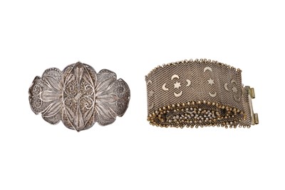 Lot 55 - A SILVER BELT AND A BROOCH