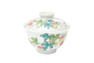 Lot 972 - A CHINESE FAMILLE-ROSE 'BITTER MELON' BOWL AND COVER