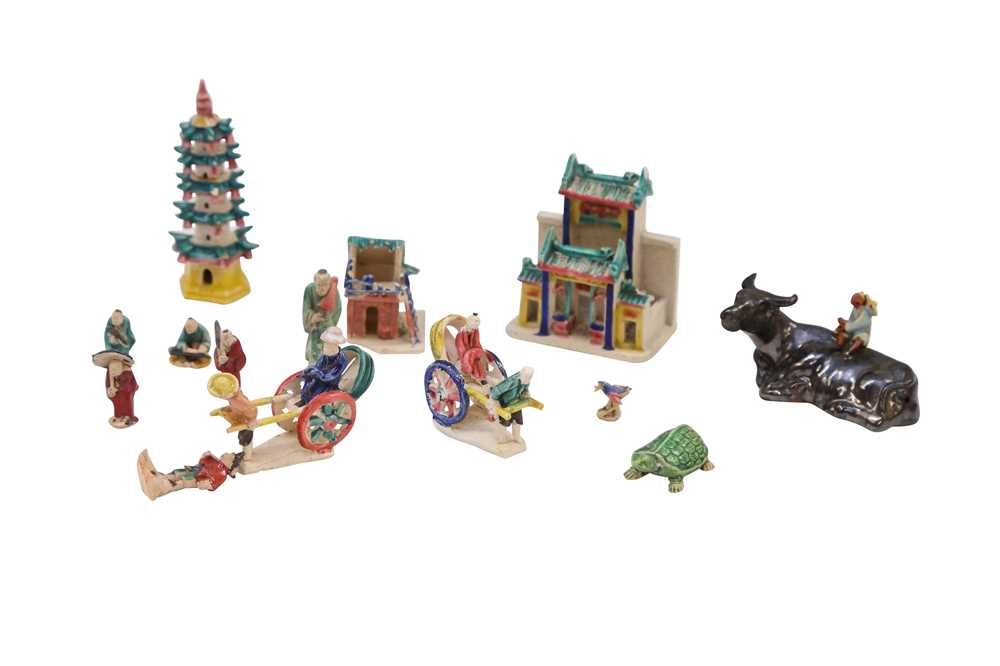 Lot 594 - A GROUP OF CHINESE MINIATURE PORCELAIN FIGURES