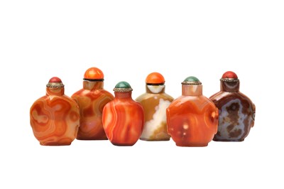 Lot 927 - SIX CHINESE AGATE SNUFF BOTTLES