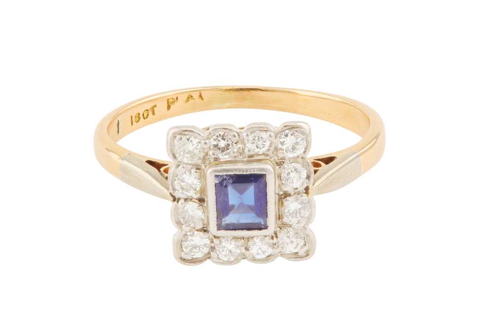 Lot 58 - A SAPPHIRE AND DIAMOND SQUARE CLUSTER RING
